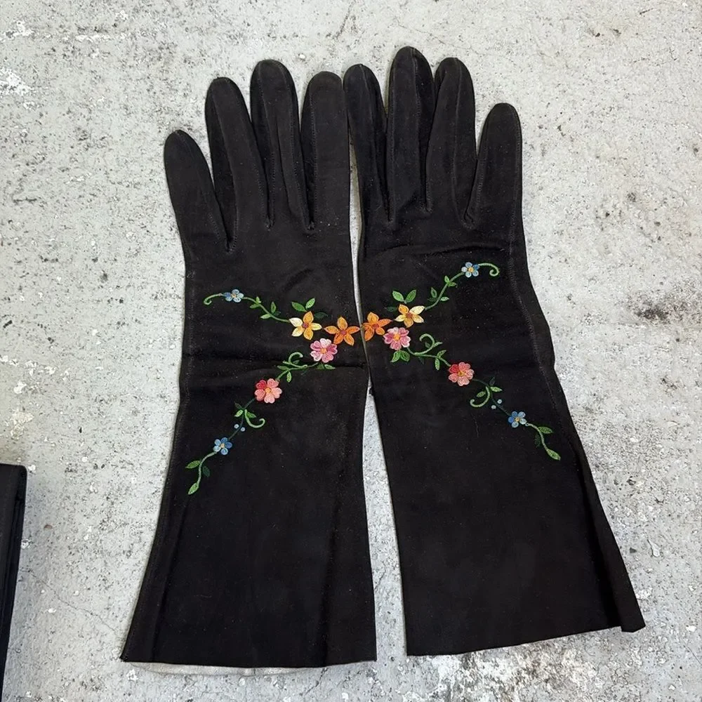 1930 glove set